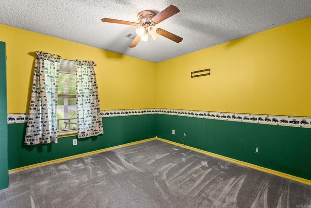 17 Oak Creek, Conway, AR 72032