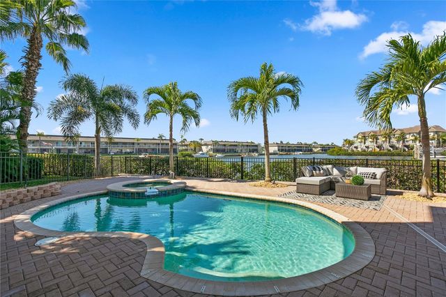 4130 CAUSEWAY VISTA DRIVE, Tampa, FL 33615