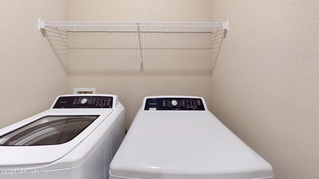 3965 CLOVERDALE Court, Middleburg, FL 32068