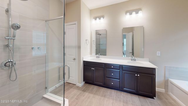 3965 CLOVERDALE Court, Middleburg, FL 32068