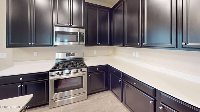 3965 CLOVERDALE Court, Middleburg, FL 32068