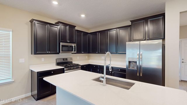 3965 CLOVERDALE Court, Middleburg, FL 32068