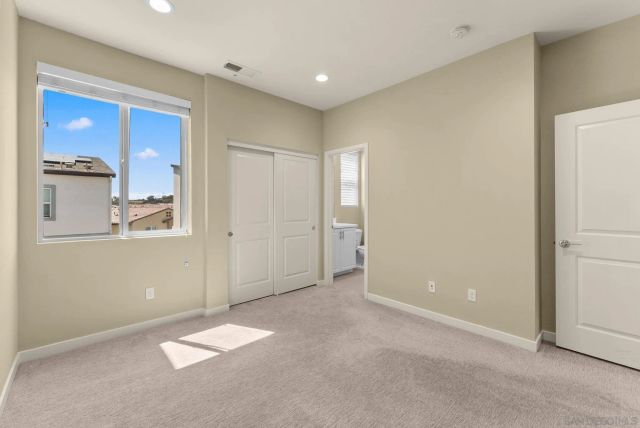 2564 S Escondido Blvd 512, Escondido, CA 92025