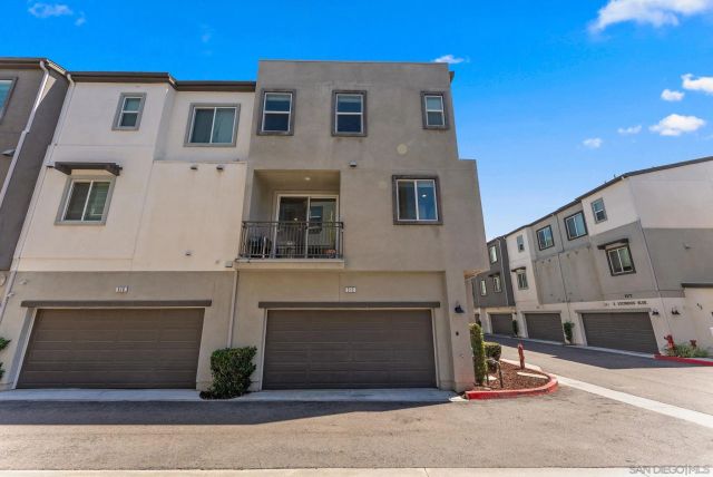 2564 S Escondido Blvd 512, Escondido, CA 92025