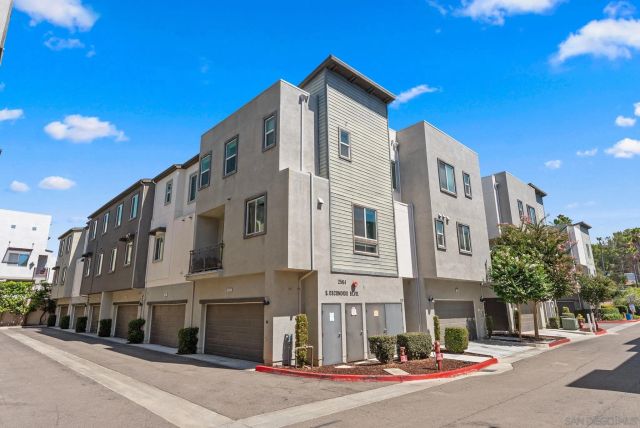 2564 S Escondido Blvd 512, Escondido, CA 92025