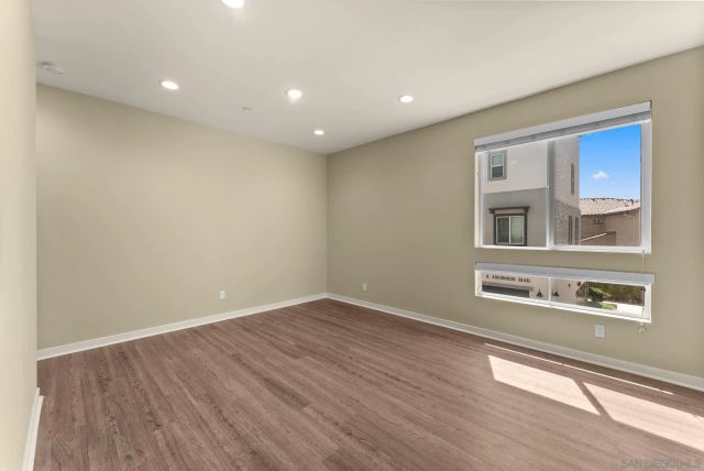 2564 S Escondido Blvd 512, Escondido, CA 92025