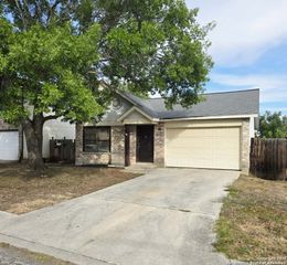 8338 LONGHORN RDG, Converse, TX 78109