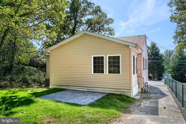 1010 CHESACO AVE, Baltimore, MD 21237
