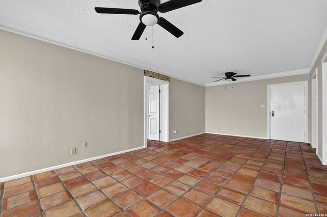 7701 Wurzbach Rd Apt 1802, San Antonio, TX 78229