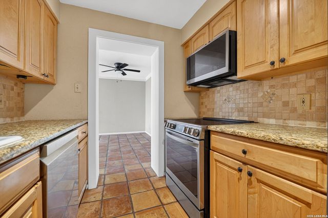 7701 Wurzbach Rd Apt 1802, San Antonio, TX 78229