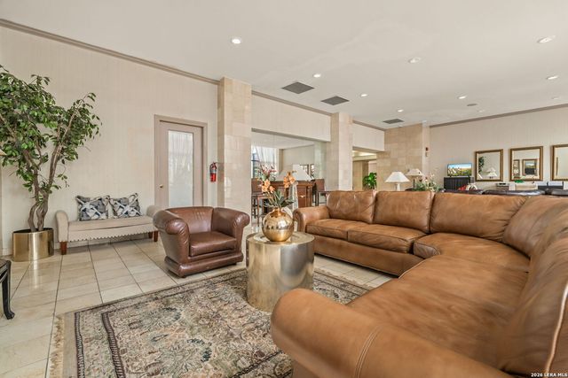 7701 Wurzbach Rd Apt 1802, San Antonio, TX 78229