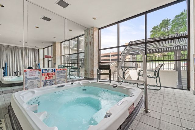 7701 Wurzbach Rd Apt 1802, San Antonio, TX 78229