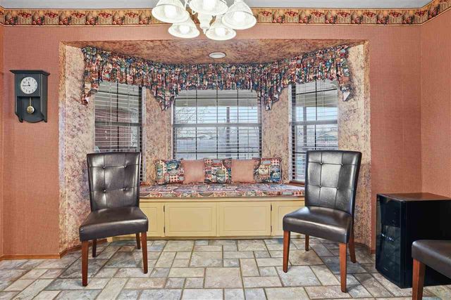 2106 NW Columbia Ave, Lawton, OK 73507