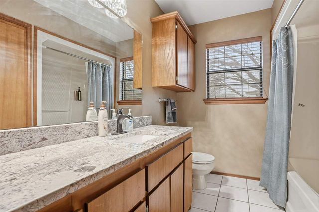 2106 NW Columbia Ave, Lawton, OK 73507