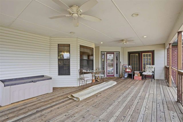 2106 NW Columbia Ave, Lawton, OK 73507