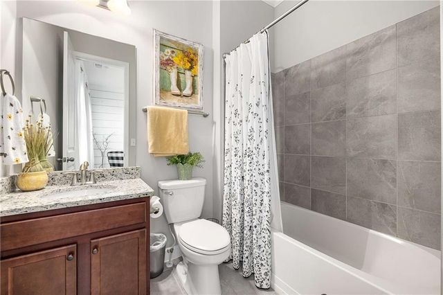 2520 Barley Downs Cir, Cumming, GA 30040