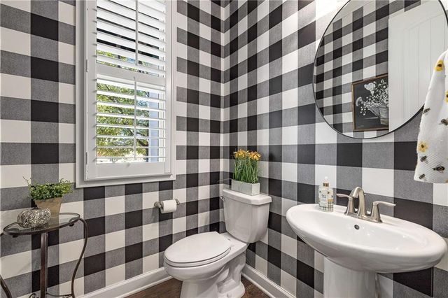 2520 Barley Downs Cir, Cumming, GA 30040