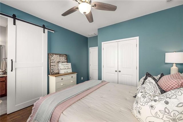 2520 Barley Downs Cir, Cumming, GA 30040