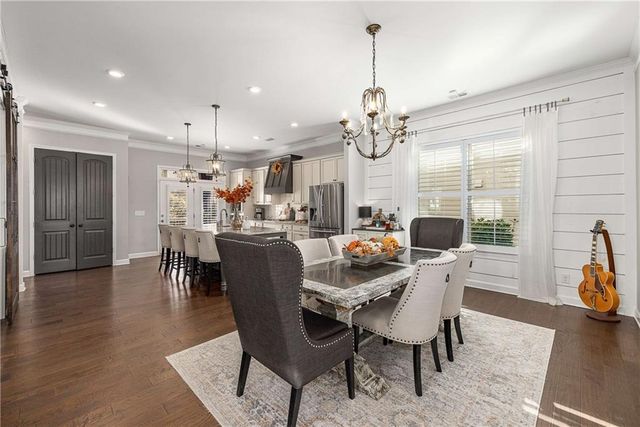 2520 Barley Downs Cir, Cumming, GA 30040