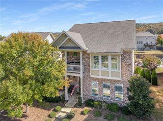 2520 Barley Downs Cir, Cumming, GA 30040