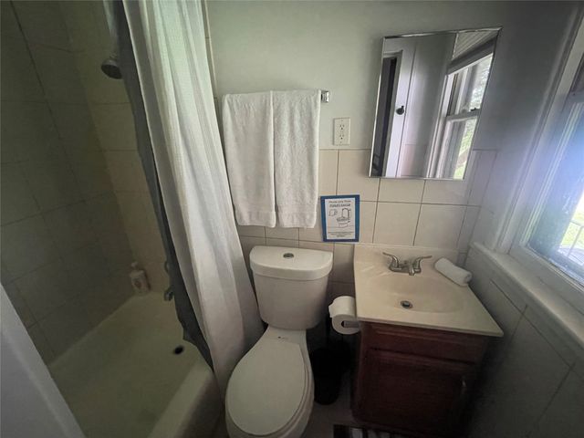 1206 39th Street, Des Moines, IA 50311