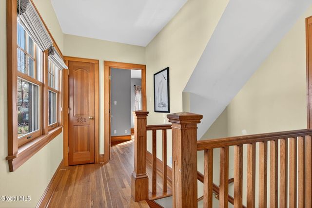 14 Coolidge Road, Amsterdam, NY 12010