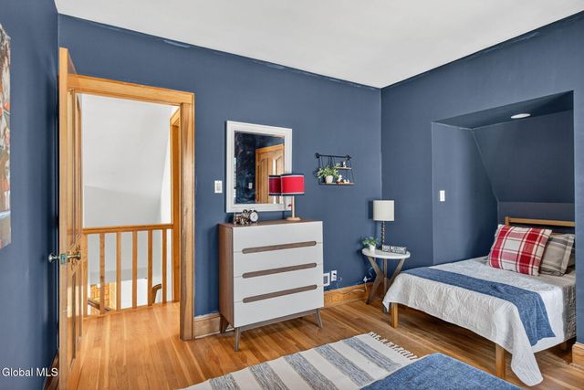 14 Coolidge Road, Amsterdam, NY 12010