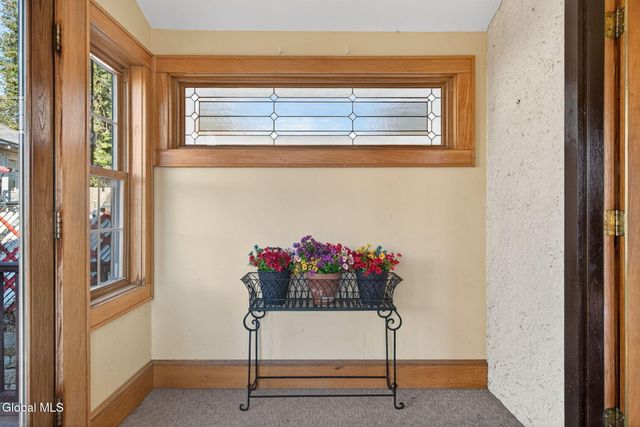 14 Coolidge Road, Amsterdam, NY 12010