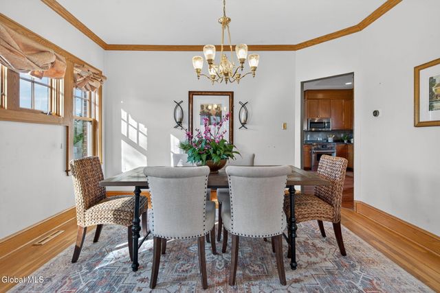 14 Coolidge Road, Amsterdam, NY 12010