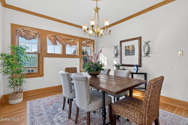 14 Coolidge Road, Amsterdam, NY 12010