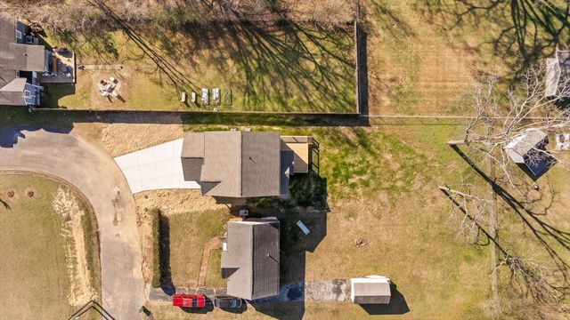 23 Kenwood Circle, Chattanooga, TN 37411