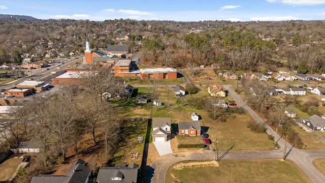 23 Kenwood Circle, Chattanooga, TN 37411