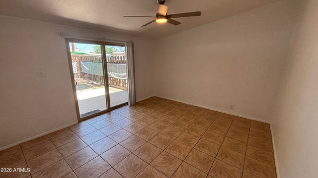 10370 W OAKMONT Drive, Sun City, AZ 85351