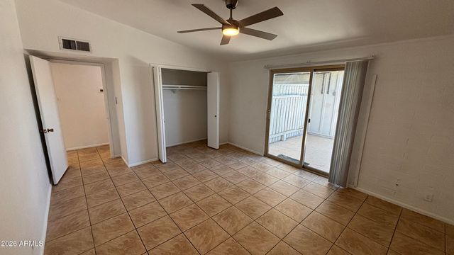 10370 W OAKMONT Drive, Sun City, AZ 85351