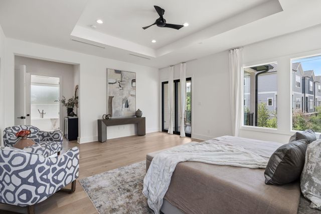 963 W 41st Street, Houston, TX 77018
