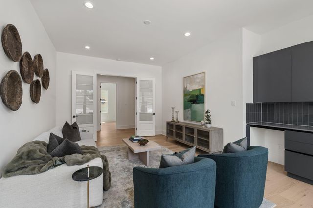 963 W 41st Street, Houston, TX 77018