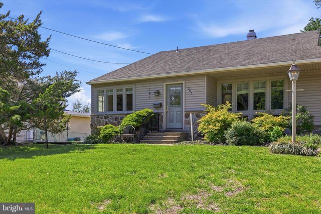 305 TEAROSE LN, Cherry Hill, NJ 08003