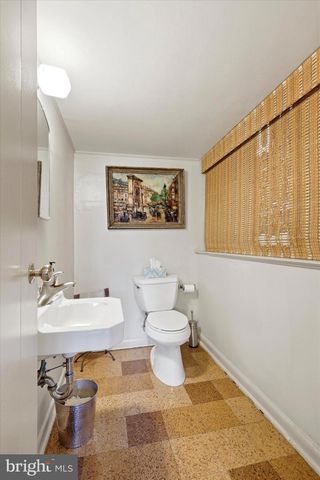 305 TEAROSE LN, Cherry Hill, NJ 08003