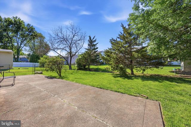 305 TEAROSE LN, Cherry Hill, NJ 08003