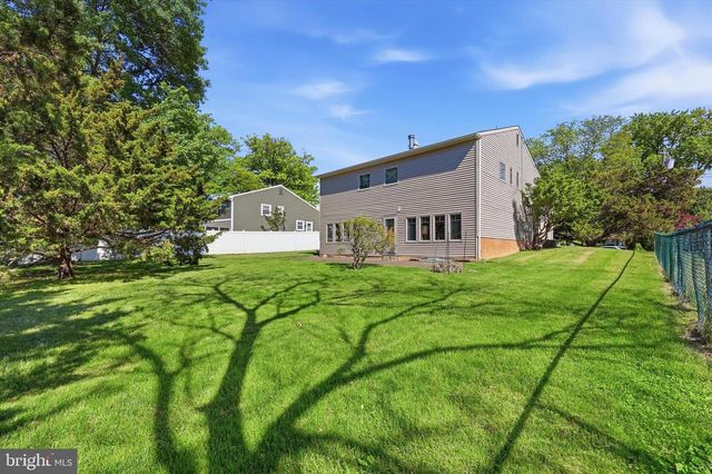 305 TEAROSE LN, Cherry Hill, NJ 08003