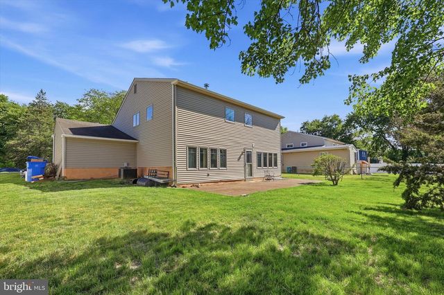 305 TEAROSE LN, Cherry Hill, NJ 08003