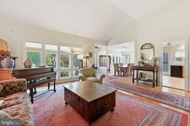 305 TEAROSE LN, Cherry Hill, NJ 08003