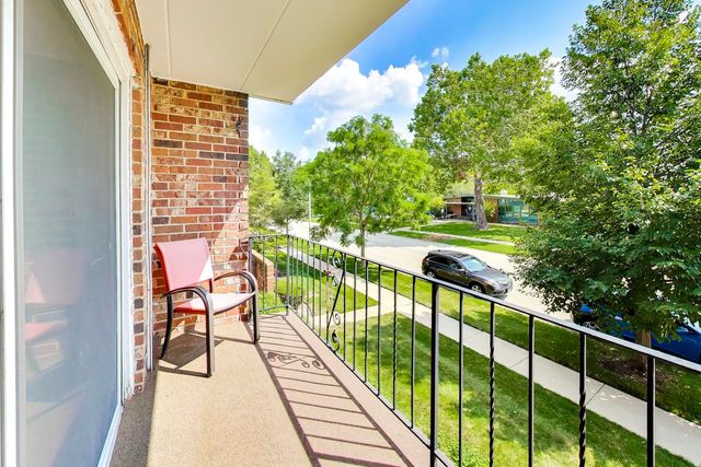 11012 S Kilpatrick Avenue 2NE, Oak Lawn, IL 60453