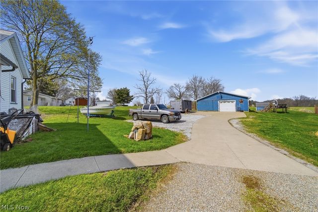 11275 Orrville Street NW, Massillon, OH 44647