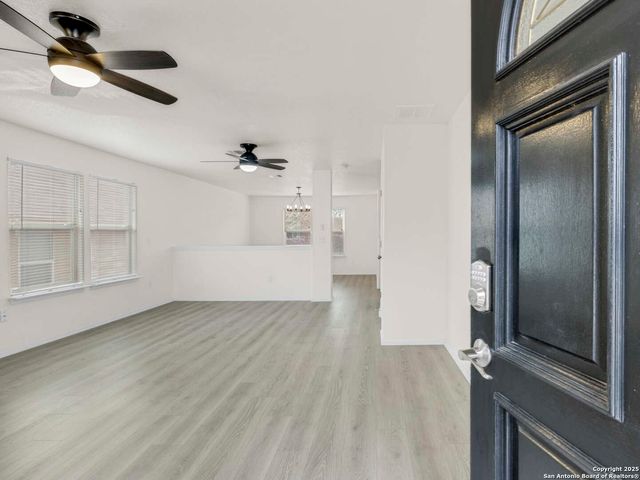 11018 Dublin Field, San Antonio, TX 78254