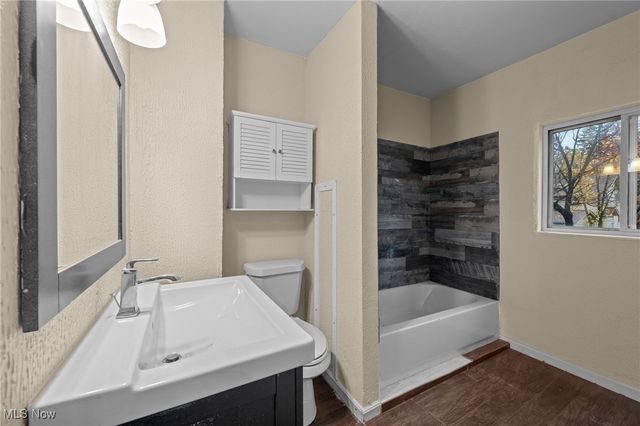 1053 Mount Vernon Avenue, Akron, OH 44310