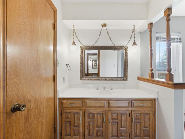 1901 Yorkstown Drive, Ennis, TX 75119