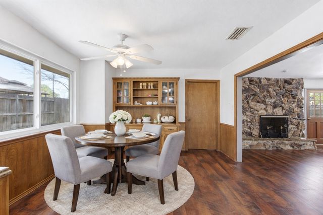 1901 Yorkstown Drive, Ennis, TX 75119