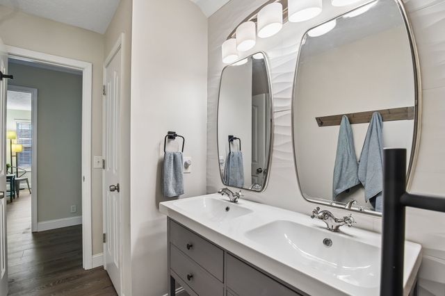 163 Nashboro Grns, Nashville, TN 37217
