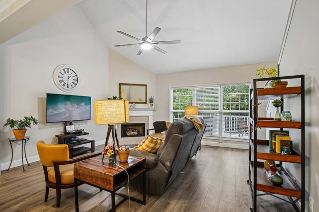 163 Nashboro Grns, Nashville, TN 37217